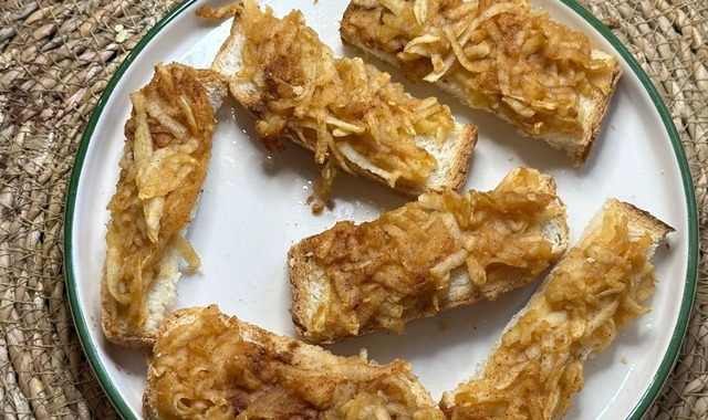 Fırında Pişen: Elmalı Tarçınlı Tost Cipsleri