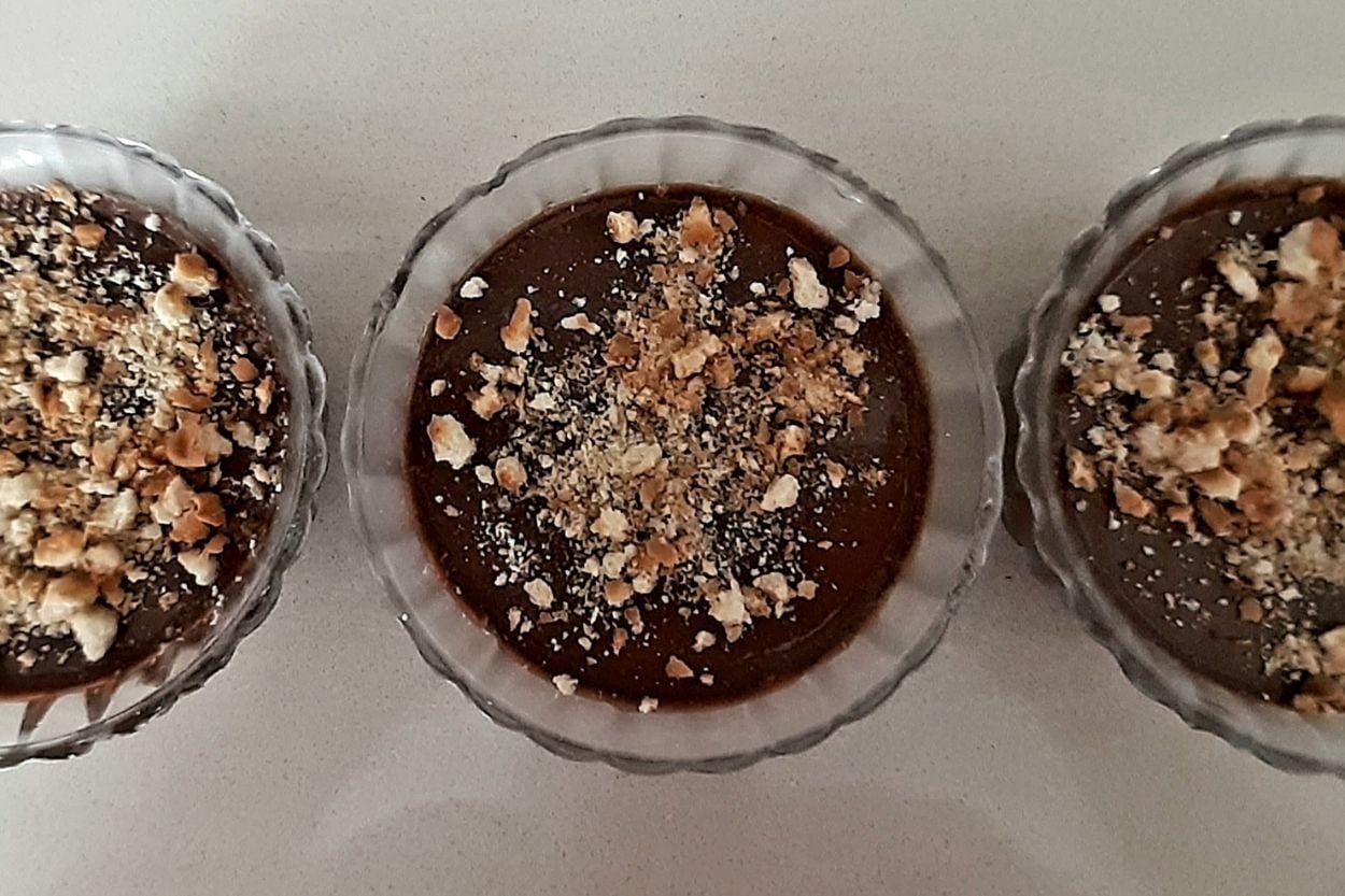 Kaşık Kaşık: Yoğun Çikolatalı Puding