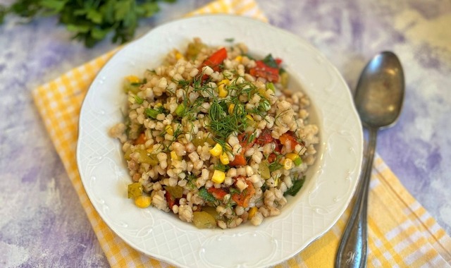 Doyurucu ve Ferah: Yarma Salatası