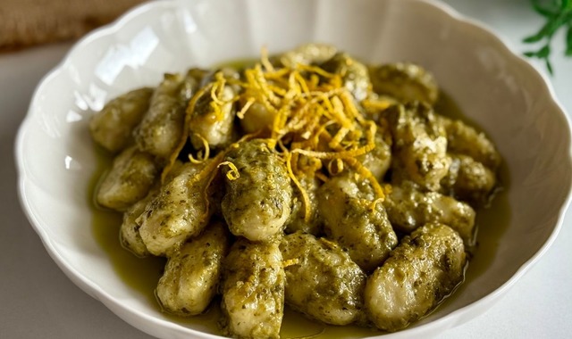 İtalyan Mutfağına Yolculuk: Pesto Soslu Gnocchi