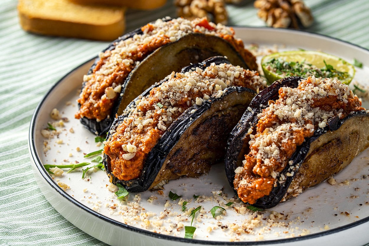Doğudan Batıya Doğru: Muhammaralı Patlıcan Taco