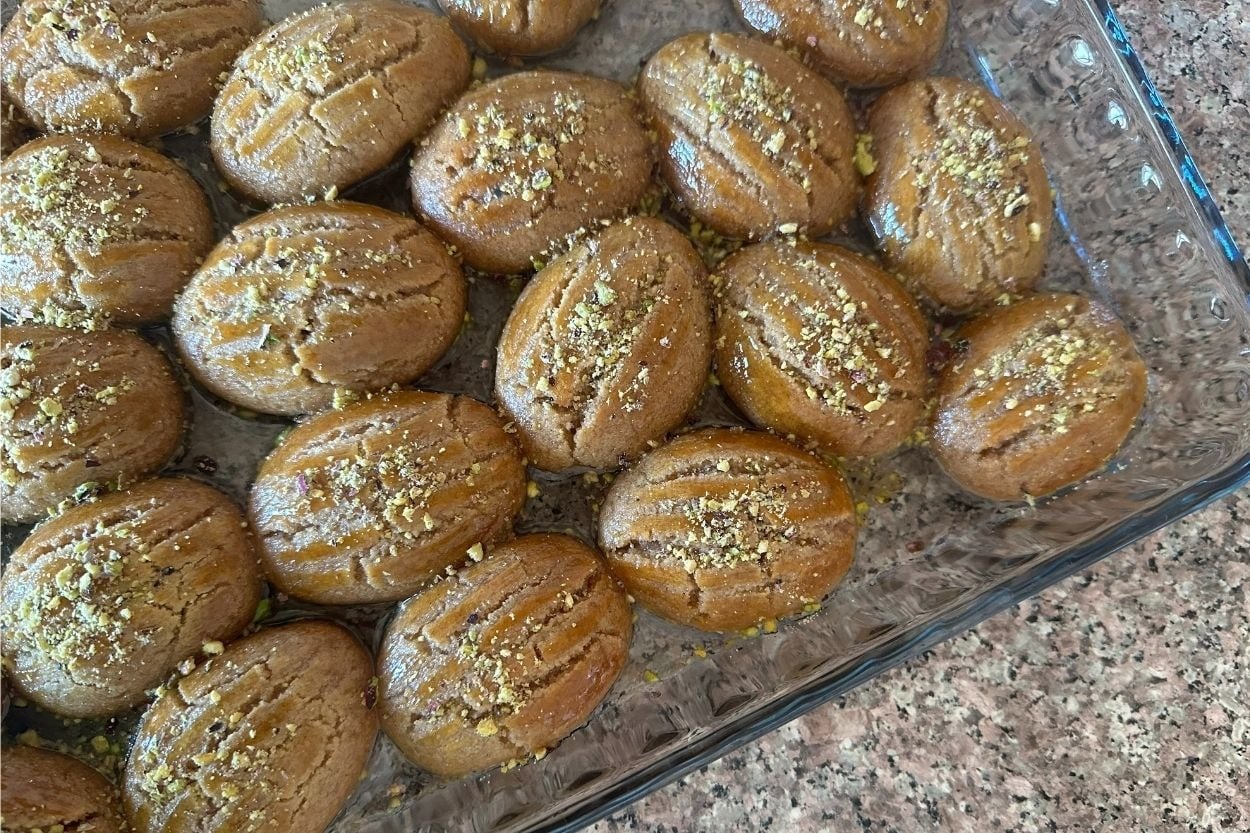 Hindistan Cevizi de Var: Tarçınlı Cevizli Şekerpare 