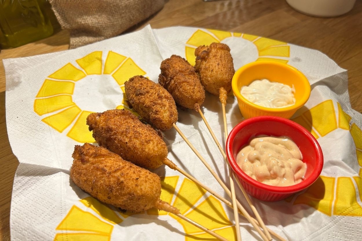 Yeni Bağımlılık: Şişte Corn Dog