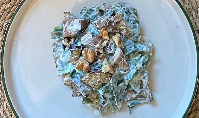 Tam Bir Kurtarıcı: Ispanaklı Patlıcanlı Salata