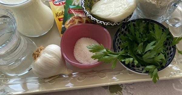 cesnili-sarimsakli-ekmek-asama1