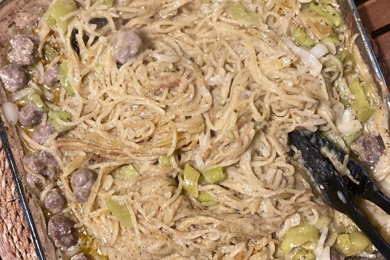 Oldukça Doyurucu: Fırında Köfteli Kremalı Makarna