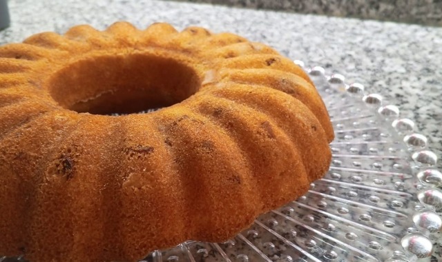 Kokusu Evi Sarar: Kuru İncirli Kek