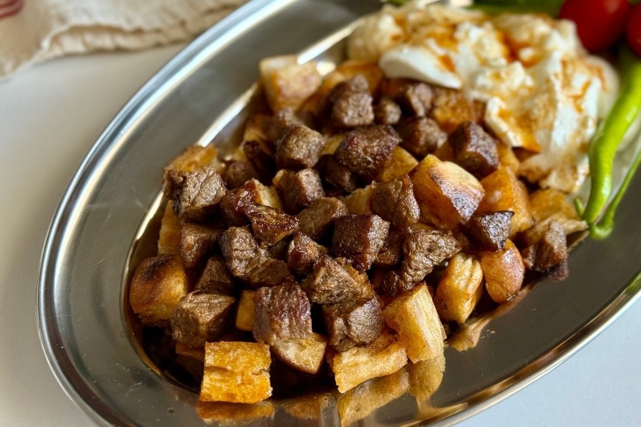 Gerçeğini Aratmaz: Yalancı İskender