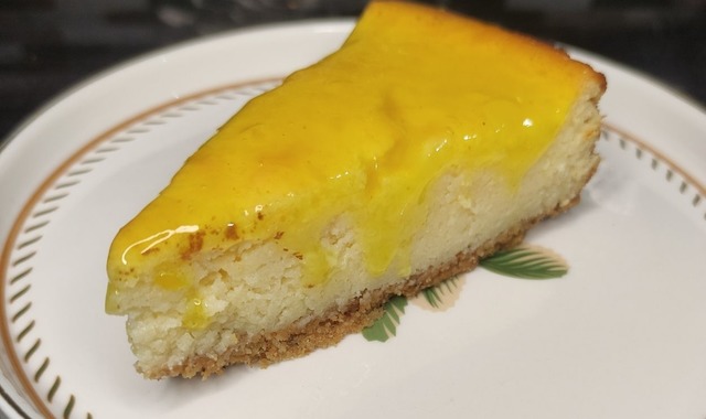 Bir Dilim Yetmeyecek: Glutensiz Bisküvili Limonlu Cheesecake