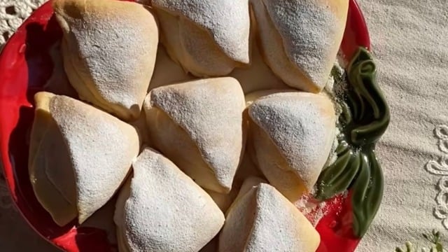 Rus Mutfağından: Tereyağlı Melek Kanadı Kurabiyesi