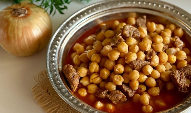 En Hızlı Yöntemle: Düdüklüde Etli Nohut