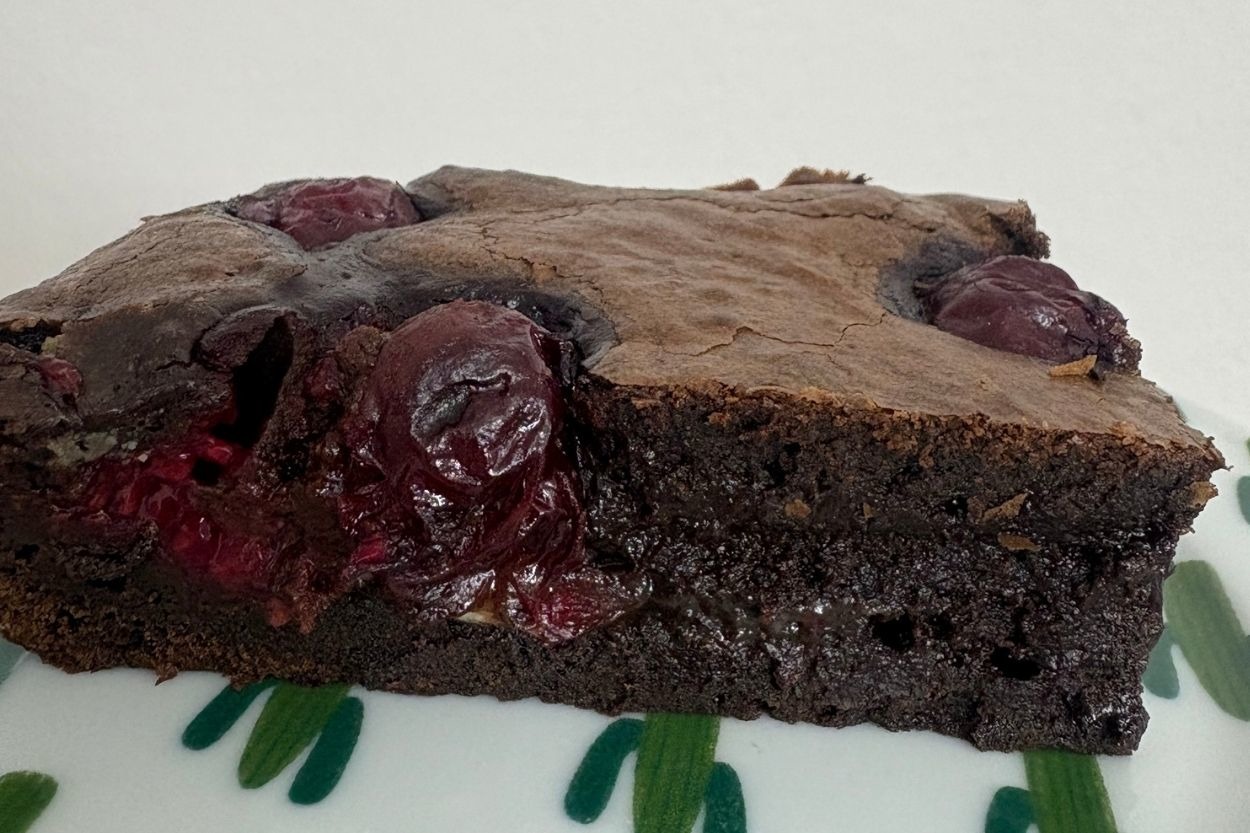 Sıcacık: Orman Meyveli Leziz Browni