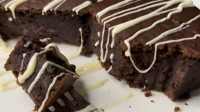 Glutensiz Beslenenlere: Unsuz Leziz Brownie