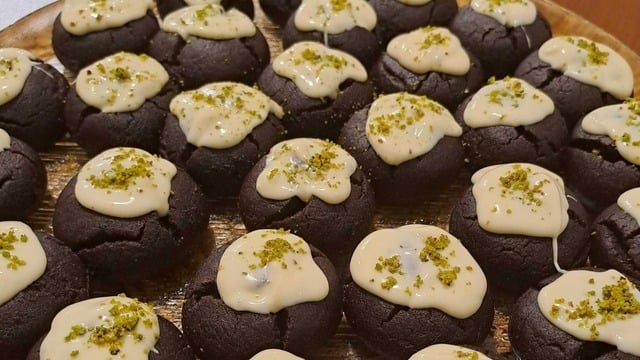 Yumuşacık Dokusuyla: Browni Tadında Islak Kurabiye