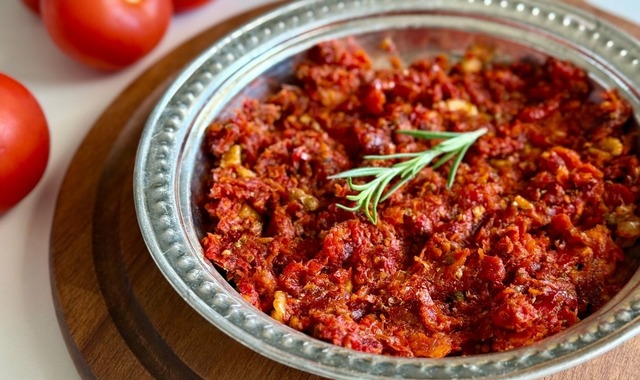 Gurme Lezzet: Kuru Domatesli Sos