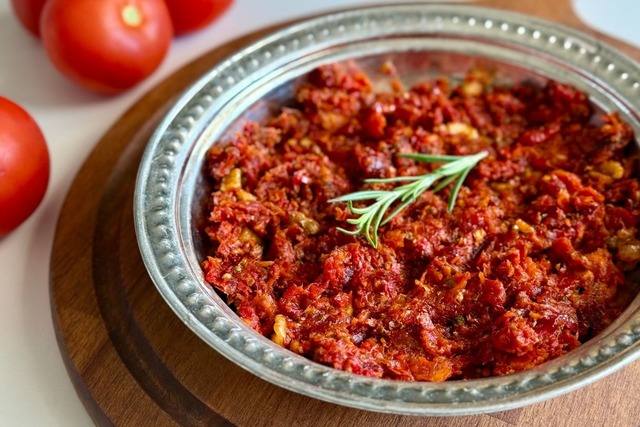 Kuru Domatesli Sos Tarifi