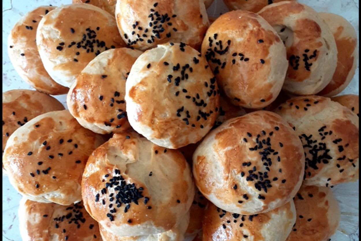 Nefis Tadıyla: Çörek Otlu Kolay Mini Kurabiye