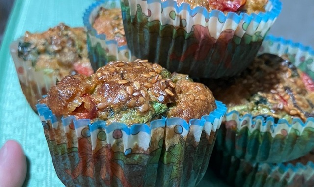 Atıştırmalıkların En Pratik Hali: Proteinli Tuzlu Muffin