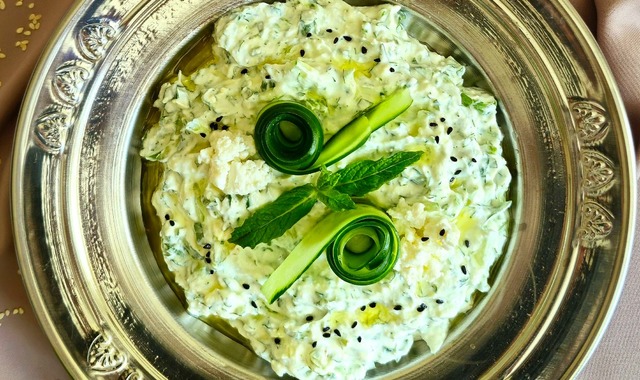Sofralarınıza Meze: Dereotlu Van Cacığı