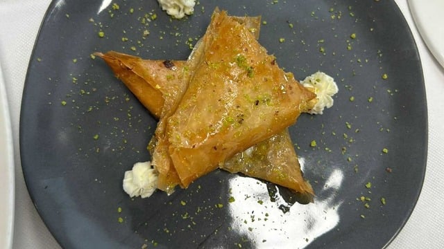 Kaymak da Var: Kadayıf Dolgulu Muska Tatlısı