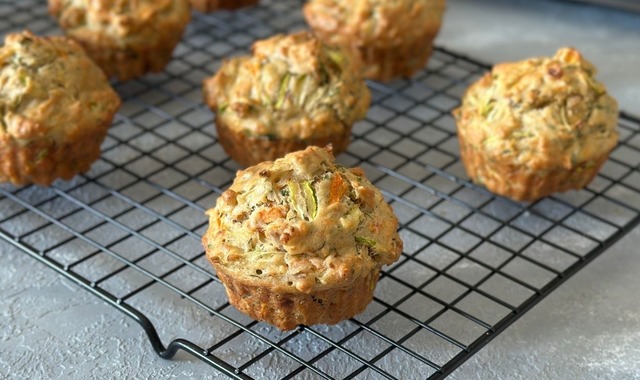 Enfes Tuzlu Atıştırmalık: Sebzeli Muffin