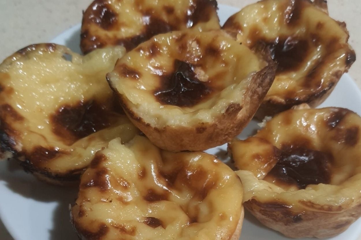 Evinizde Geleneksel Lezzet: Pratik Pastel de Nata
