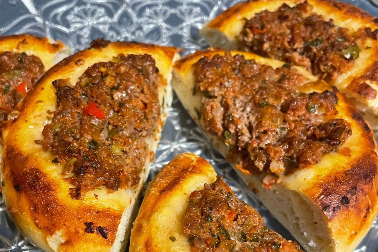 Pide Tadında: Tam Ölçülü Cantık 