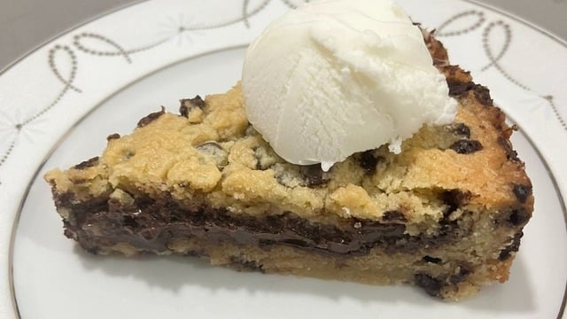 Çikolata Tutkunlarının Favorisi: Chocolate Cookie Pie