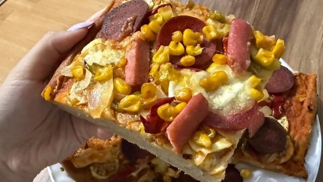 Lezzetten Ödün Vermez: Glutensiz Bol Malzemeli Pizza
