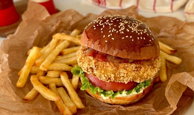 Dışı Çıtır, İçi Sulu: Chicken Burger