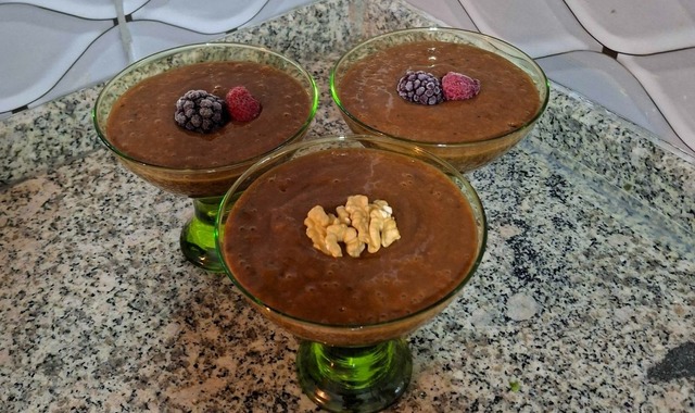 Rafine Şekersiz: Pişmeyen Cennet Hurmalı Puding