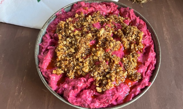 Rengi İştah Açar: Pancar Borani