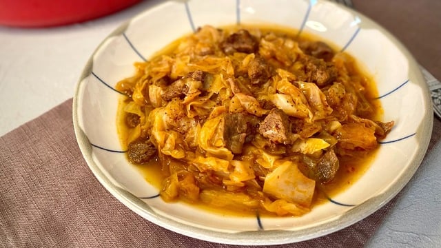 Lahana Sevenlere: Kapuska