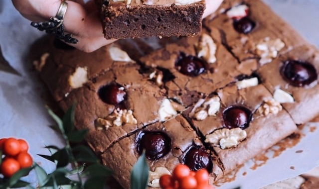 Keke Yakın: Cakey Brownie