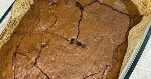 glutensiz-bitter-cikolatali-brownie-asama