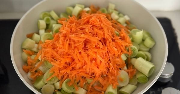 besamel-soslu-pirasa-asama1