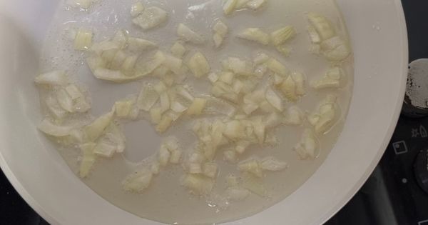 yogurtlu-ispanak-mezesi-asama1