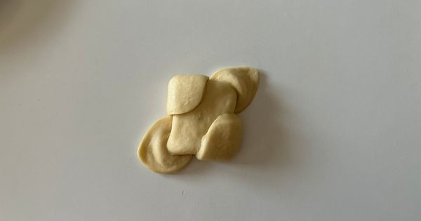 kelebek-pogaca-asama13