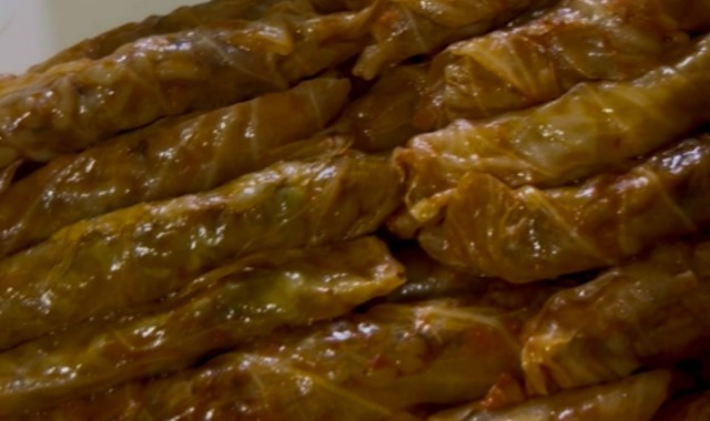 Ev Lezzetiyle: Tam Ölçülü Lahana Sarması