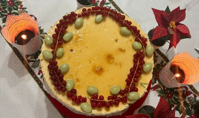 Tatlı Şöleni: Süt Reçelli Creme Brulee Cheesecake