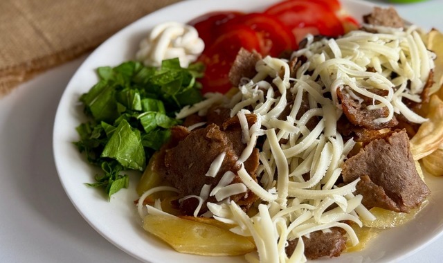 Hollanda Sokak Lezzeti: Kapsalon