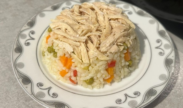 Ev Usulü: Tavuklu Sebze Pilavı