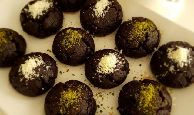 Islak Kıvamlı: Şerbetli Kakaolu Brownie Kurabiye