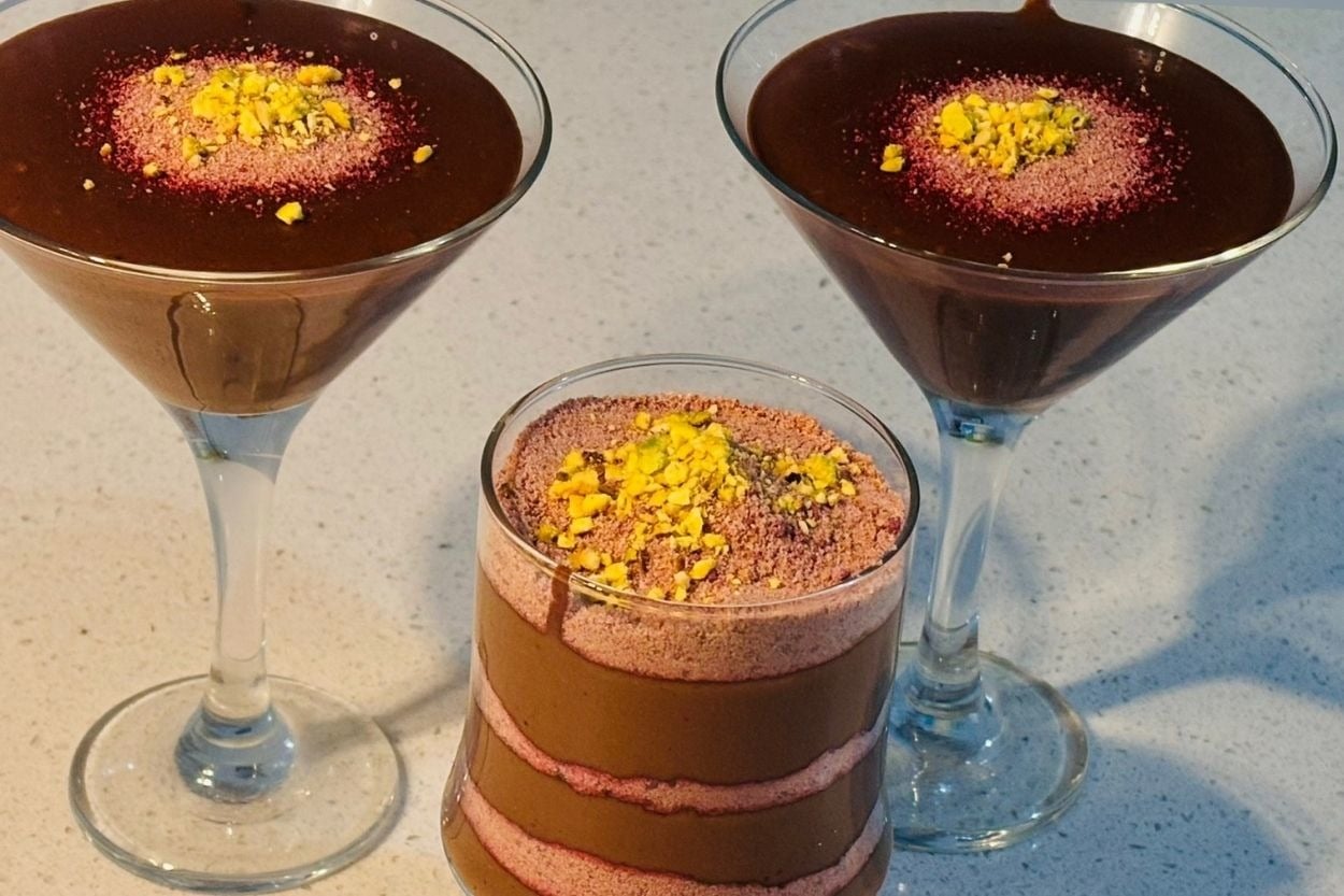 Arası Karadutlu: 4 Malzemeli Pişmeyen Puding