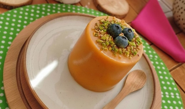 Rafine Şekersiz: Trabzon Hurmalı Puding