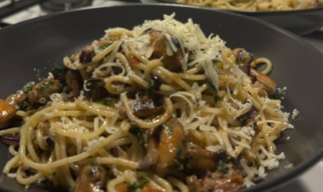 Hande'nin Tarifi: Karidesli Midyeli Spagetti