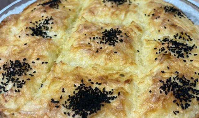 Güllaç Yaprağından: Glutensiz Börek 