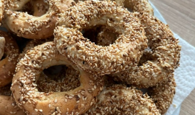 Tam Ölçülü: Ev Yapımı Glutensiz Kandil Simidi