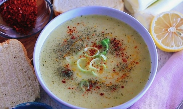 Sezgi'nin Tarifi: Sütlü Pırasa Çorbası
