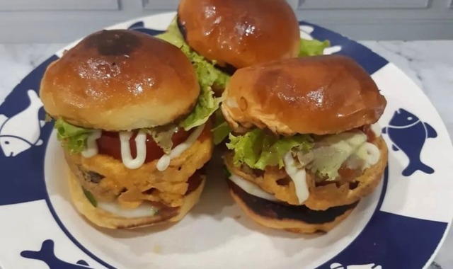 Esra'nın Tarifi: Evde Gurme Hamburger